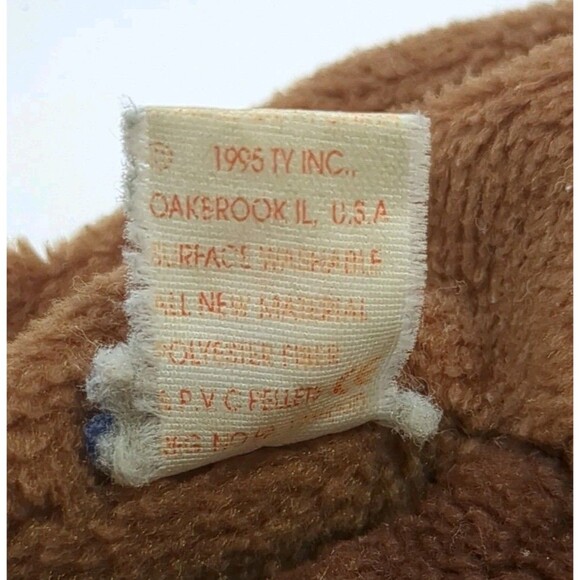 TY Beanie Baby Collection Bucky The Beaver Plush Style 4016 - Picture 8 of 8